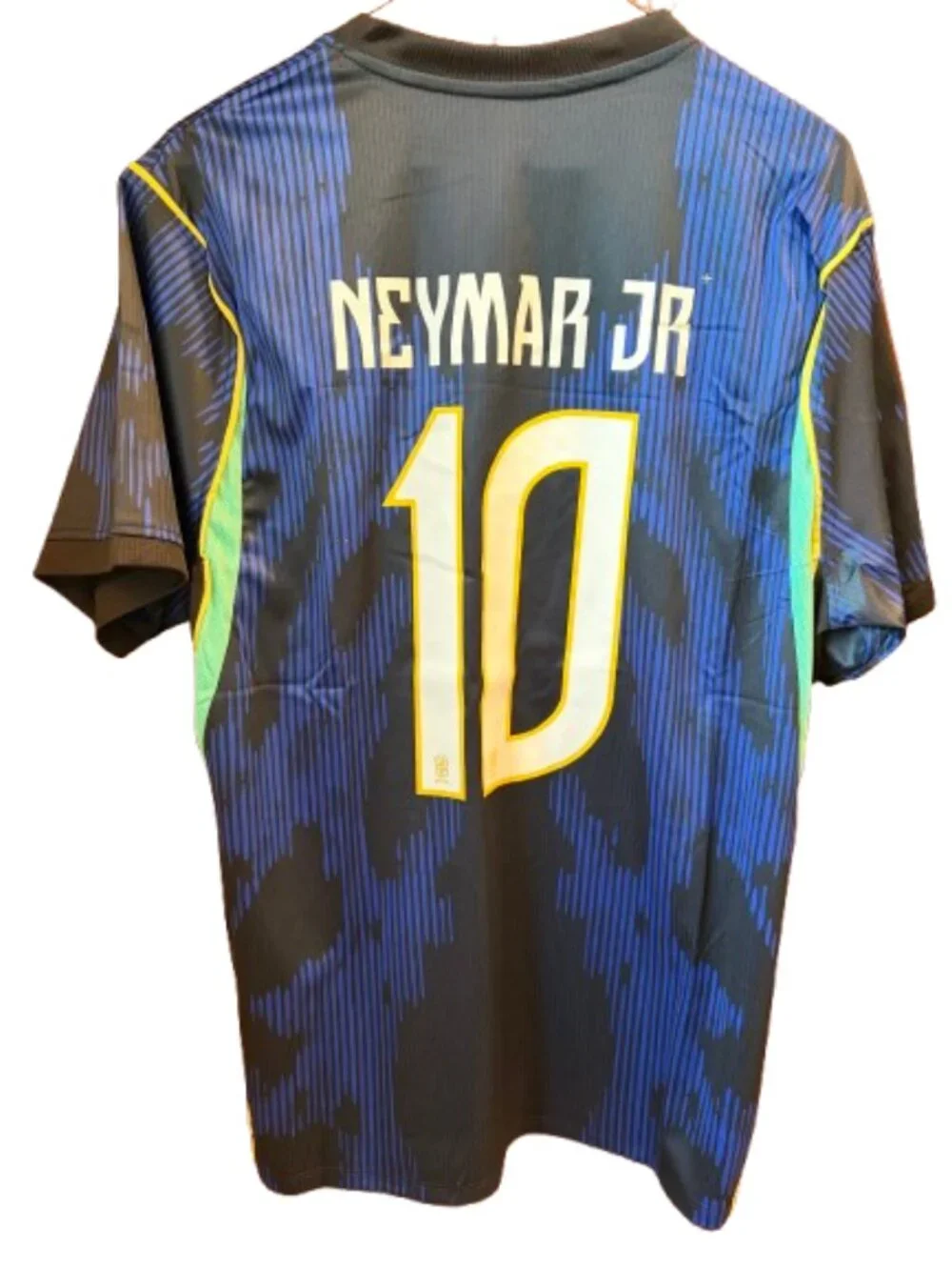 Neymar #10 Brasil Fan Soccer Jersey Red W/WC PATCHES L 2026 World Cup Away